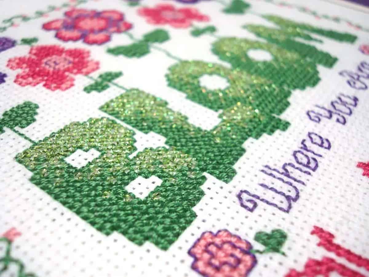 Shimmer and Stitch: 12 Essential Tips for Cross Stitching with Metallic  Threads - XStitch Magazine